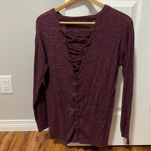 Ladies Open Back Sweater - Picture 2 of 2